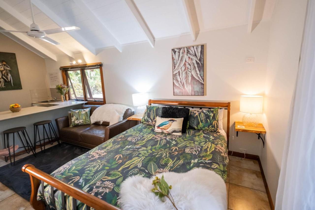 Airlie Beach Eco Cabins - Adults Only Eksteriør billede
