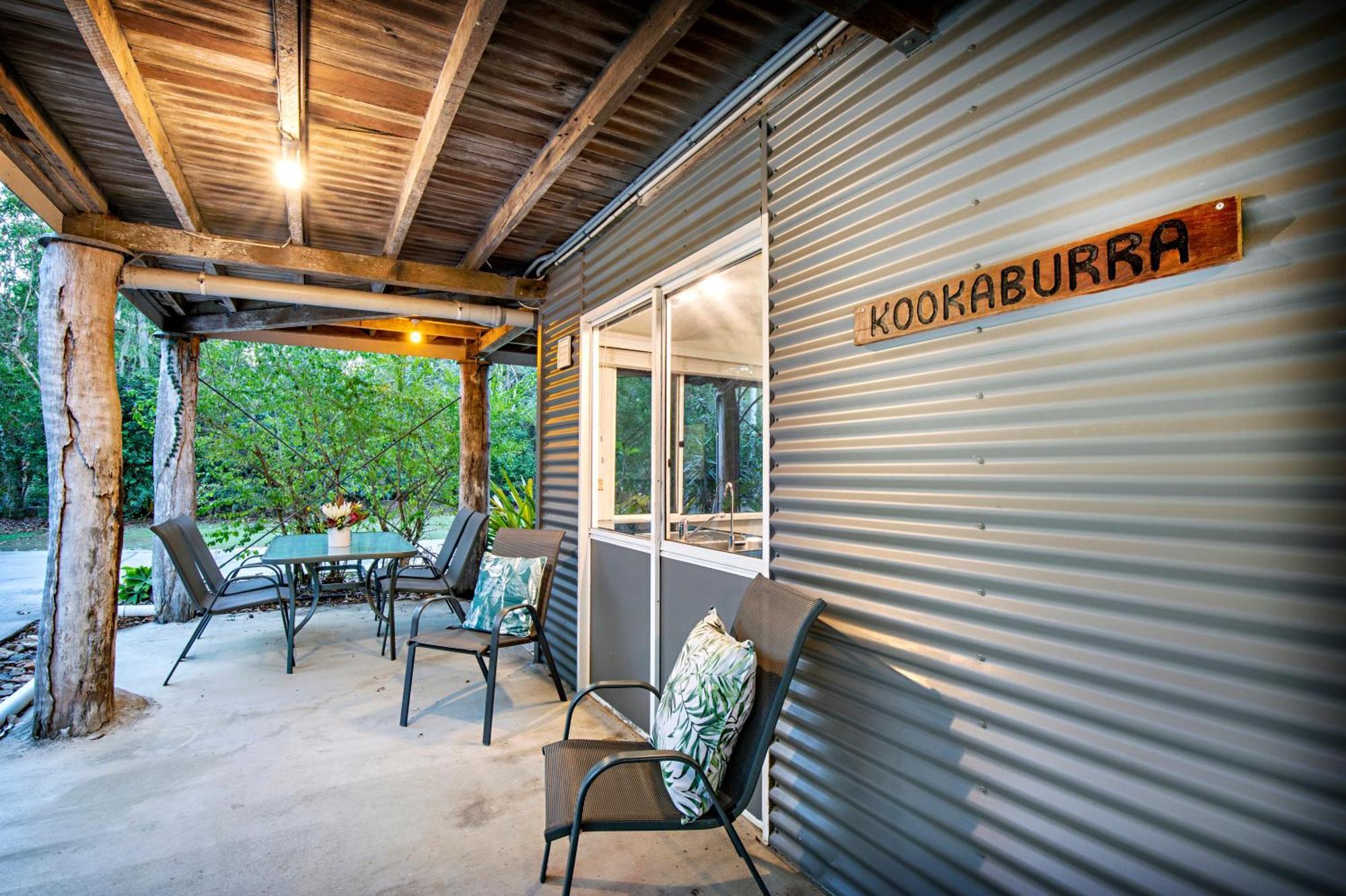 Airlie Beach Eco Cabins - Adults Only Eksteriør billede