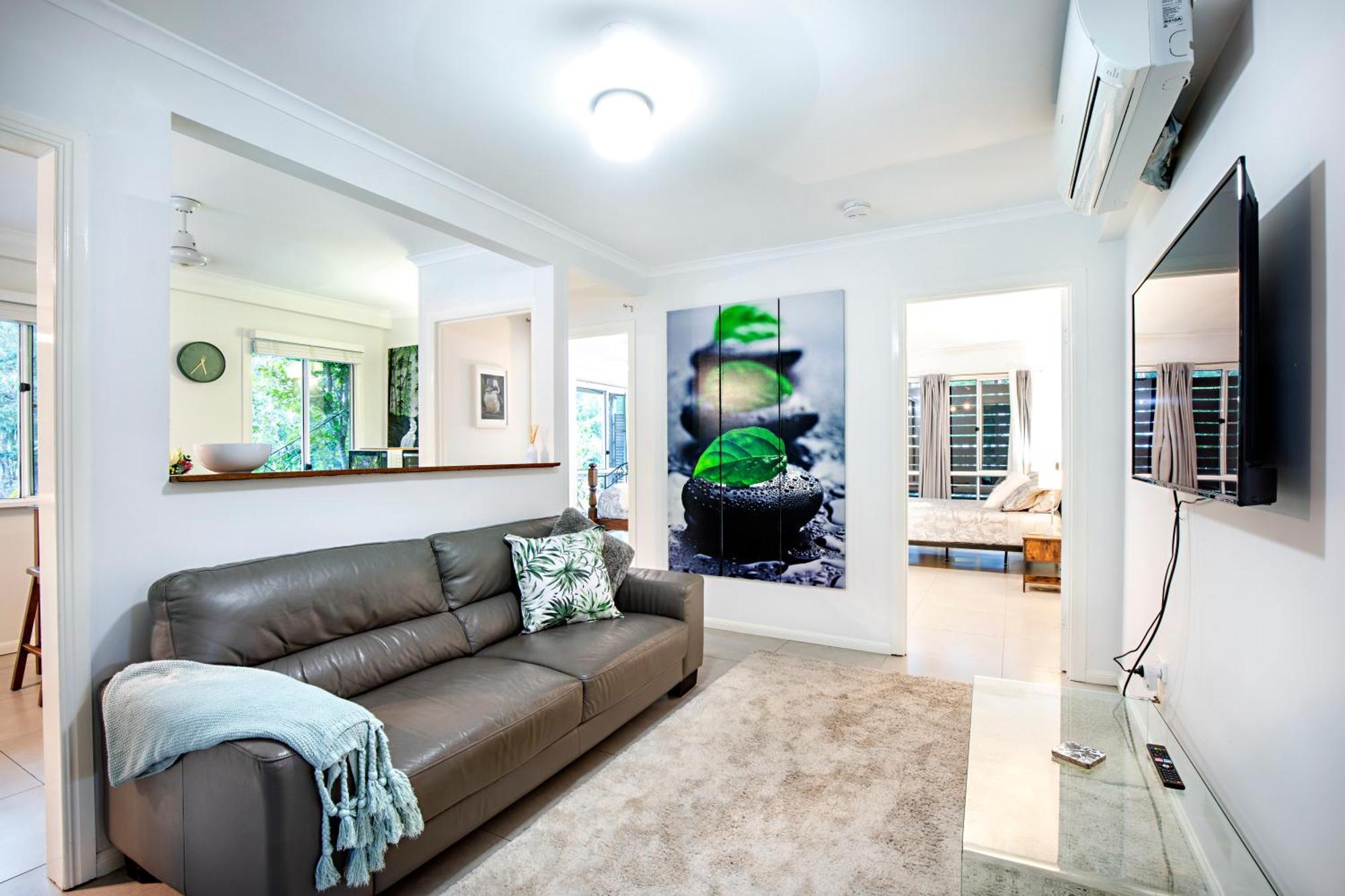 Airlie Beach Eco Cabins - Adults Only Eksteriør billede
